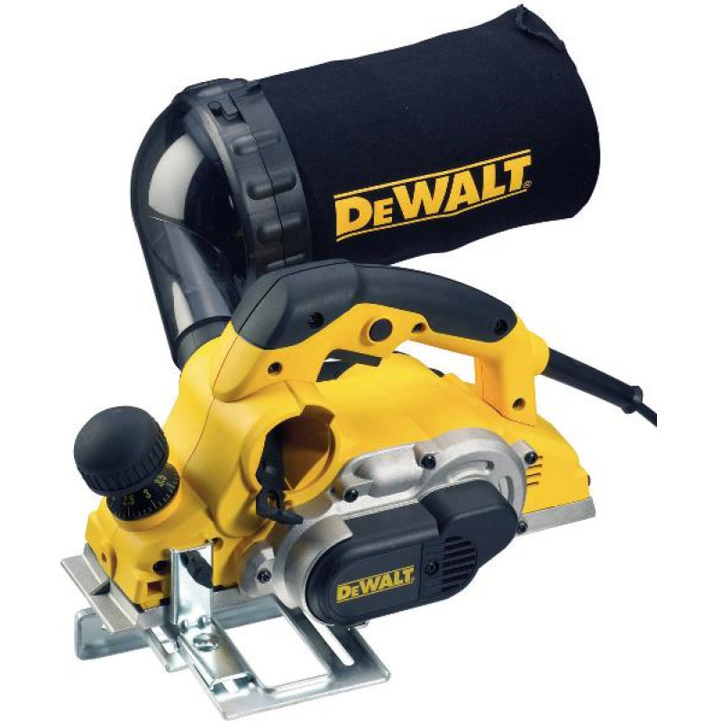 Dewalt STRUG 1050W 82mm WALIZKA D26500K