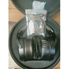 Monoprice Słuchawki Monoprice MONOPRICE M1070C Over the Ear Closed - Black