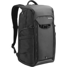 Vanguard VEO Adaptor R48 black Backpack with USB-A